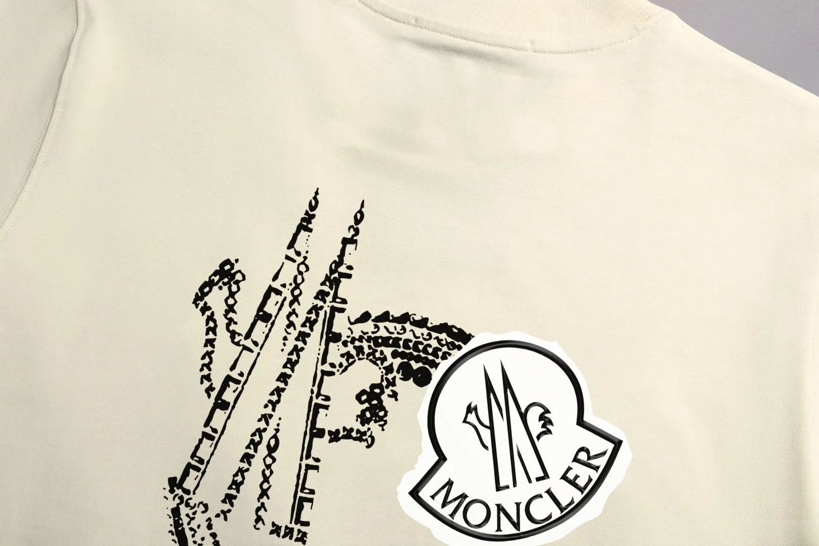 《 ~NFC ~ 》《Moncler~ 》2025New Arrival Quality T , Versatile Quality ！ ‼ 32 250G ‼ ， ， ， ， T 🤪 Sizes：S-M-L-XL-2XL ：Black，White， Same Style